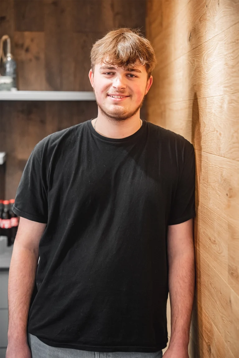 Nils Dahlmann, Verkauf und Ausbildung