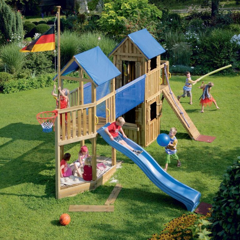 Spielturm WINNETOO aus Kiefer mit Piratenschiff und Rutsche